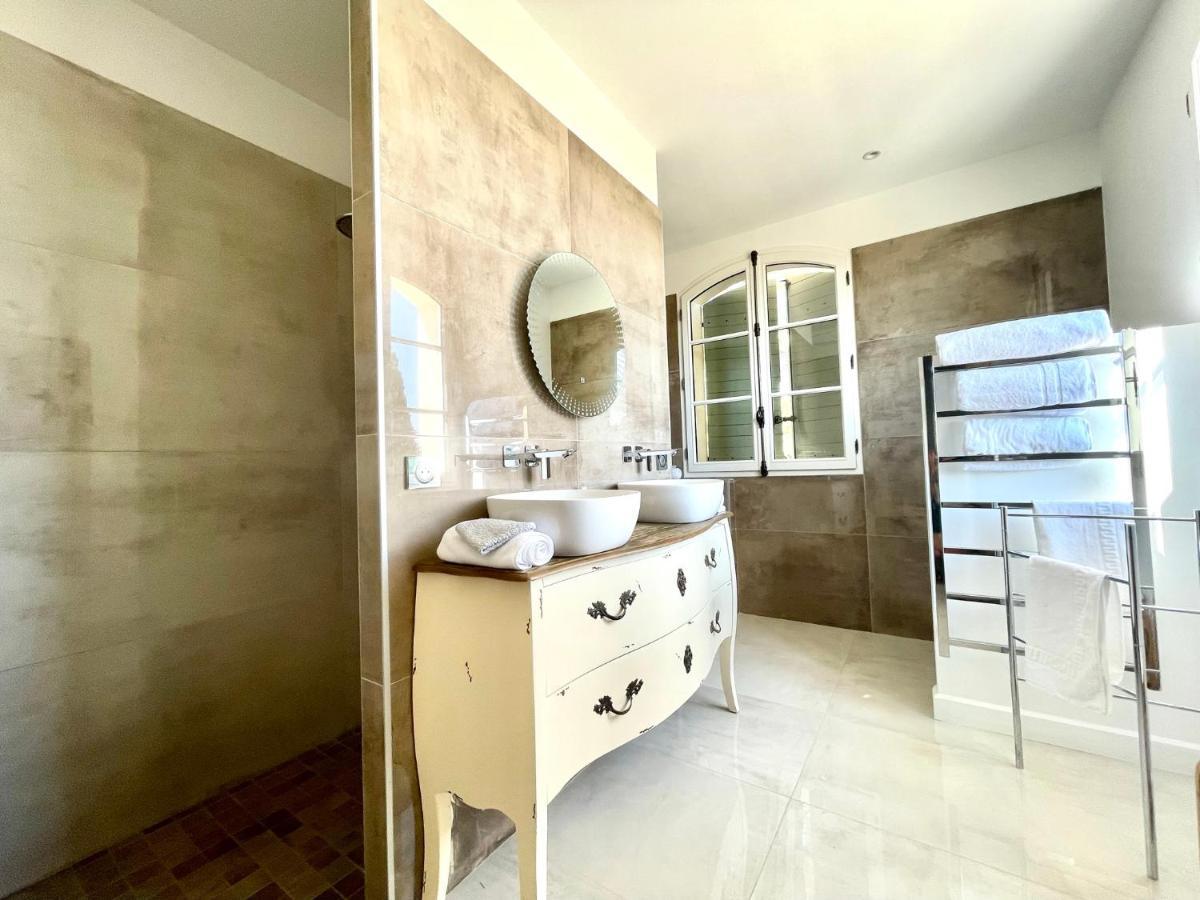 La Soleillade Aixoise Bed & Breakfast เอ็ก-ซอง-โพรวองซ์ ภายนอก รูปภาพ