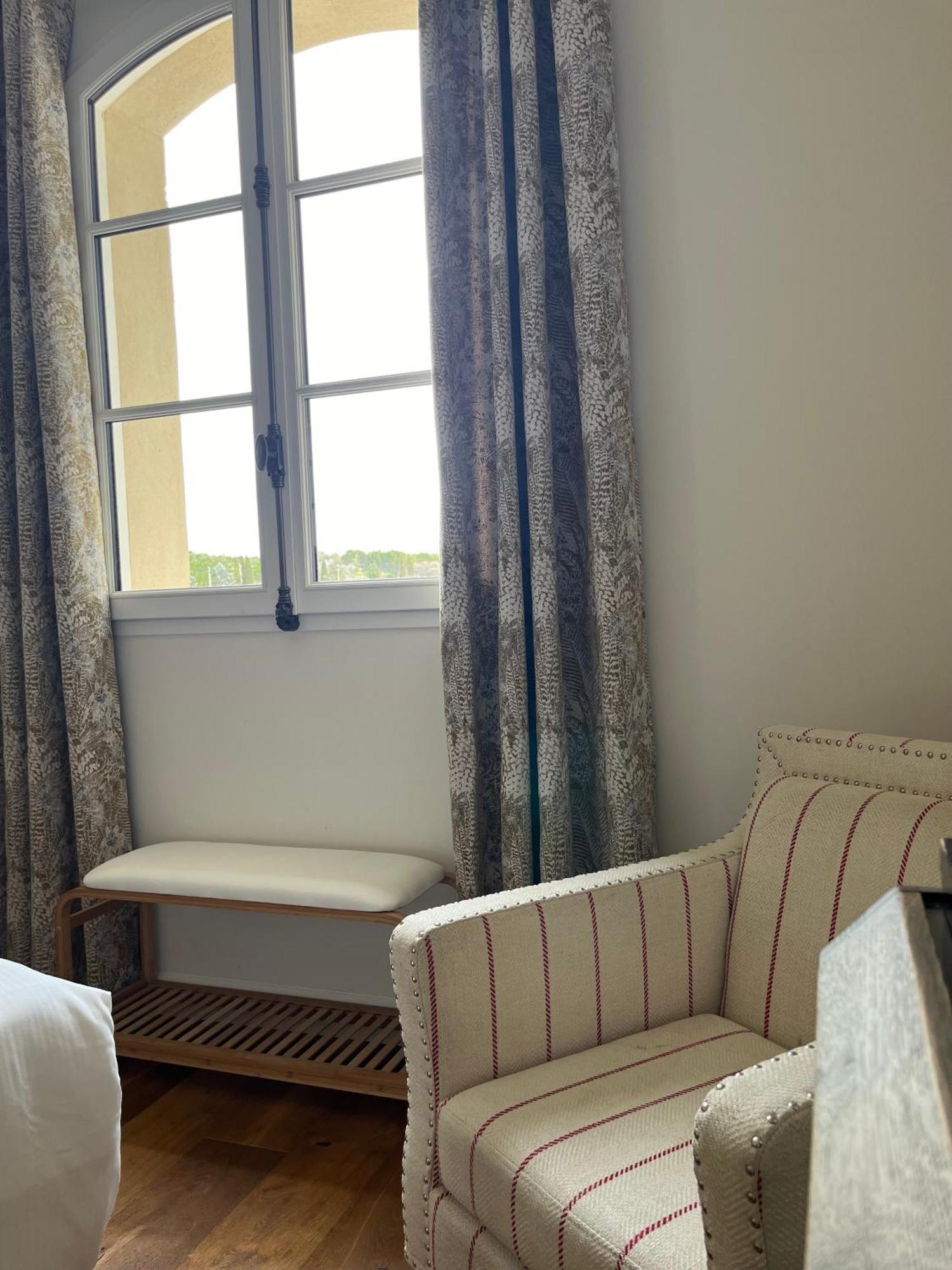 La Soleillade Aixoise Bed & Breakfast เอ็ก-ซอง-โพรวองซ์ ภายนอก รูปภาพ